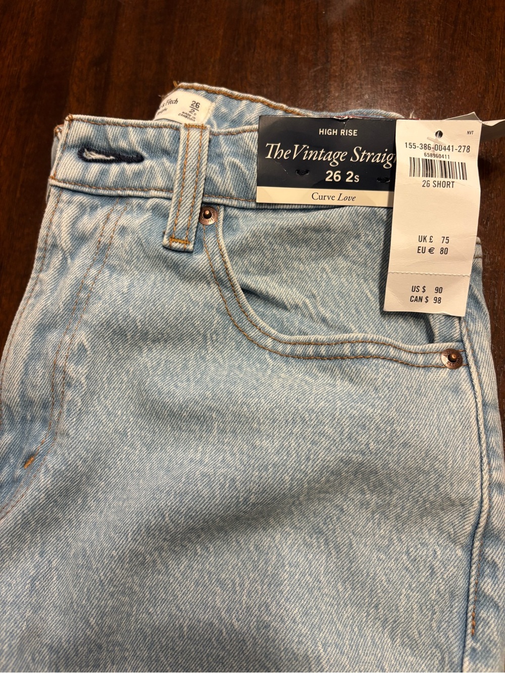 Abercrombie & Fitch Women’s Vintage Straight Jeans - Light Blue - curve love